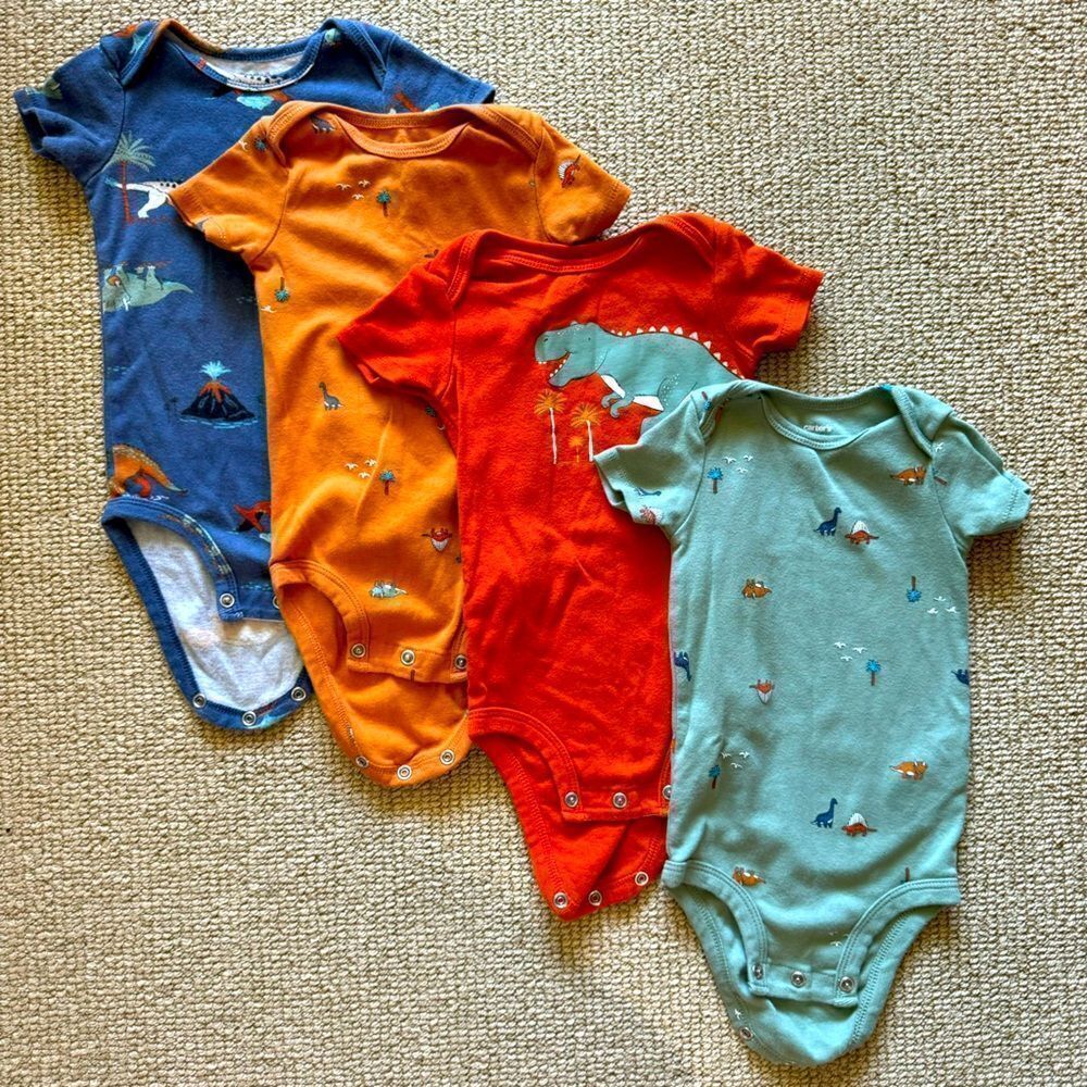 cat & jack 12 mos set / bundle of 4 onesies - dinosaur themed
